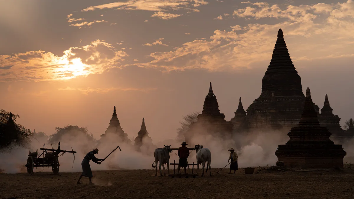 Paysage de voyage lié à visiter bagan
