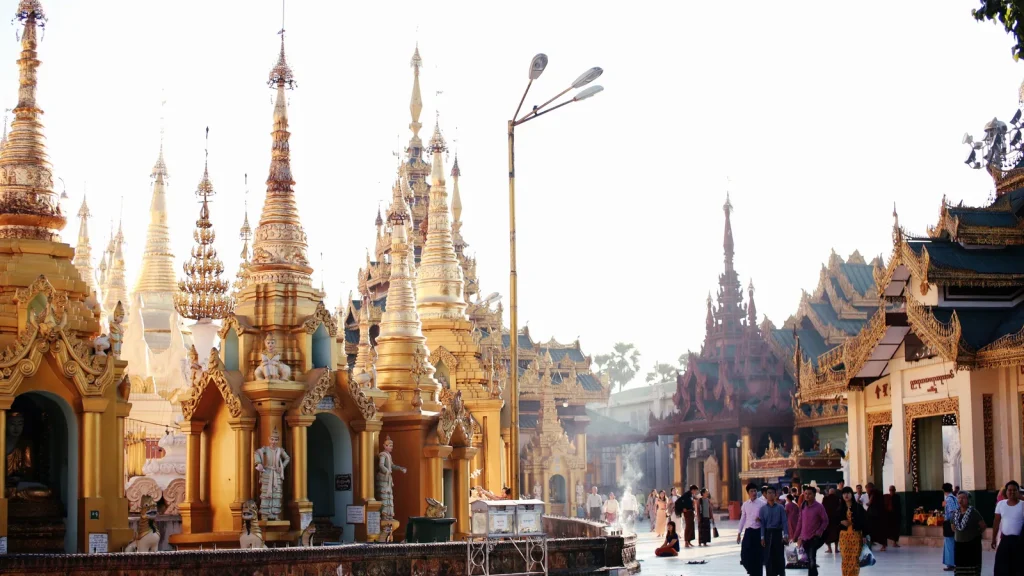 Paysage de voyage lié à visiter yangon